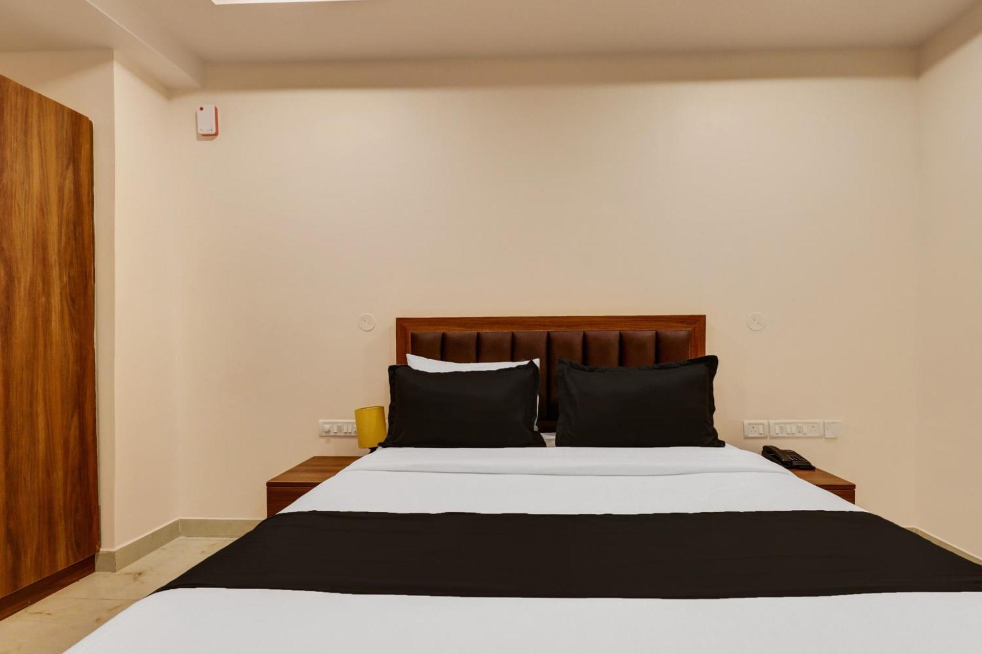 Super Townhouse Arekere Near Mithai Mahal Bangalore Ngoại thất bức ảnh